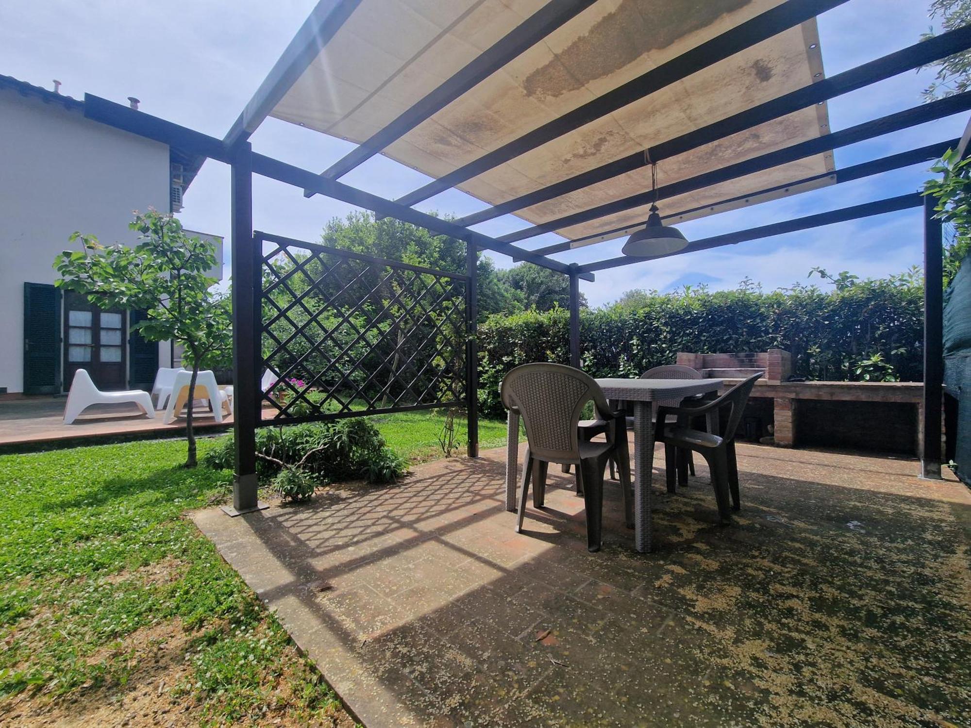 Campo Al Lupo Daire Livorno Dış mekan fotoğraf